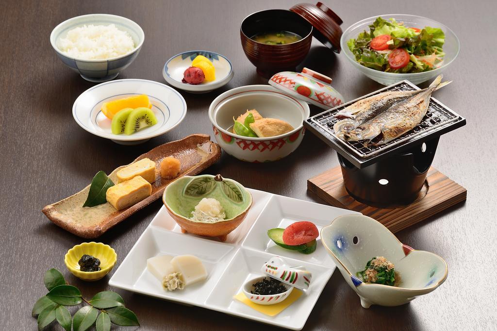 Hotel Showa Club Atami  Buitenkant foto