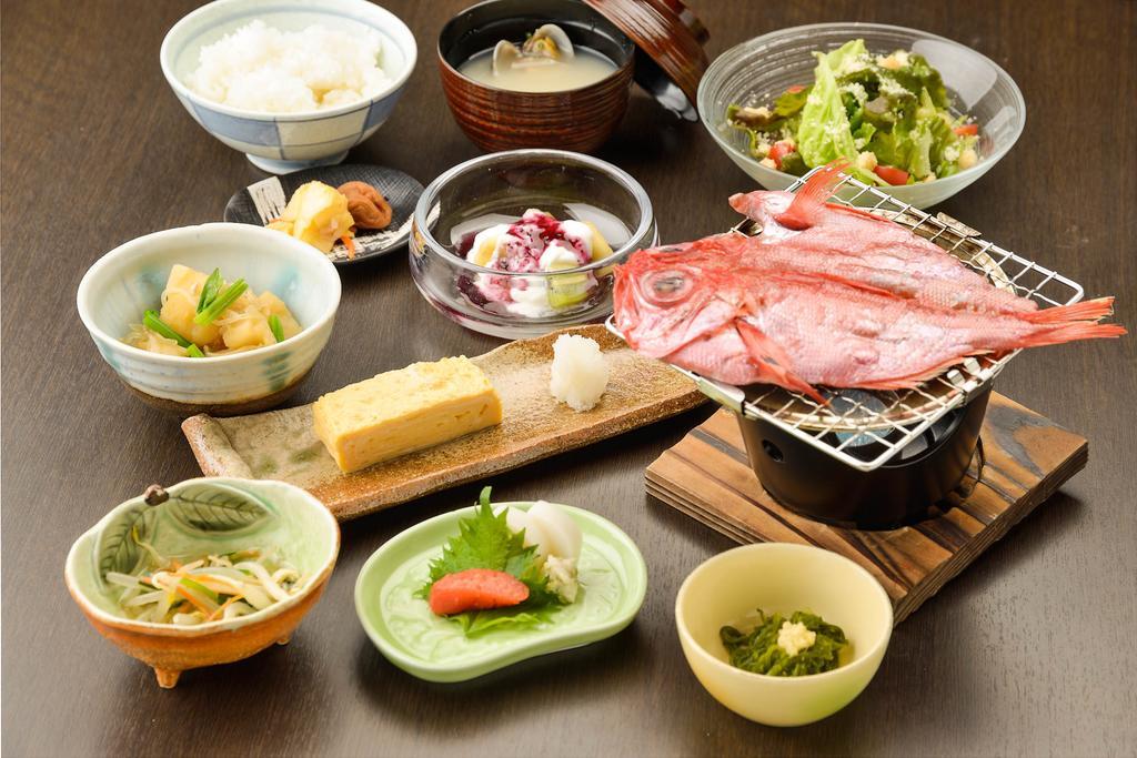 Hotel Showa Club Atami  Buitenkant foto